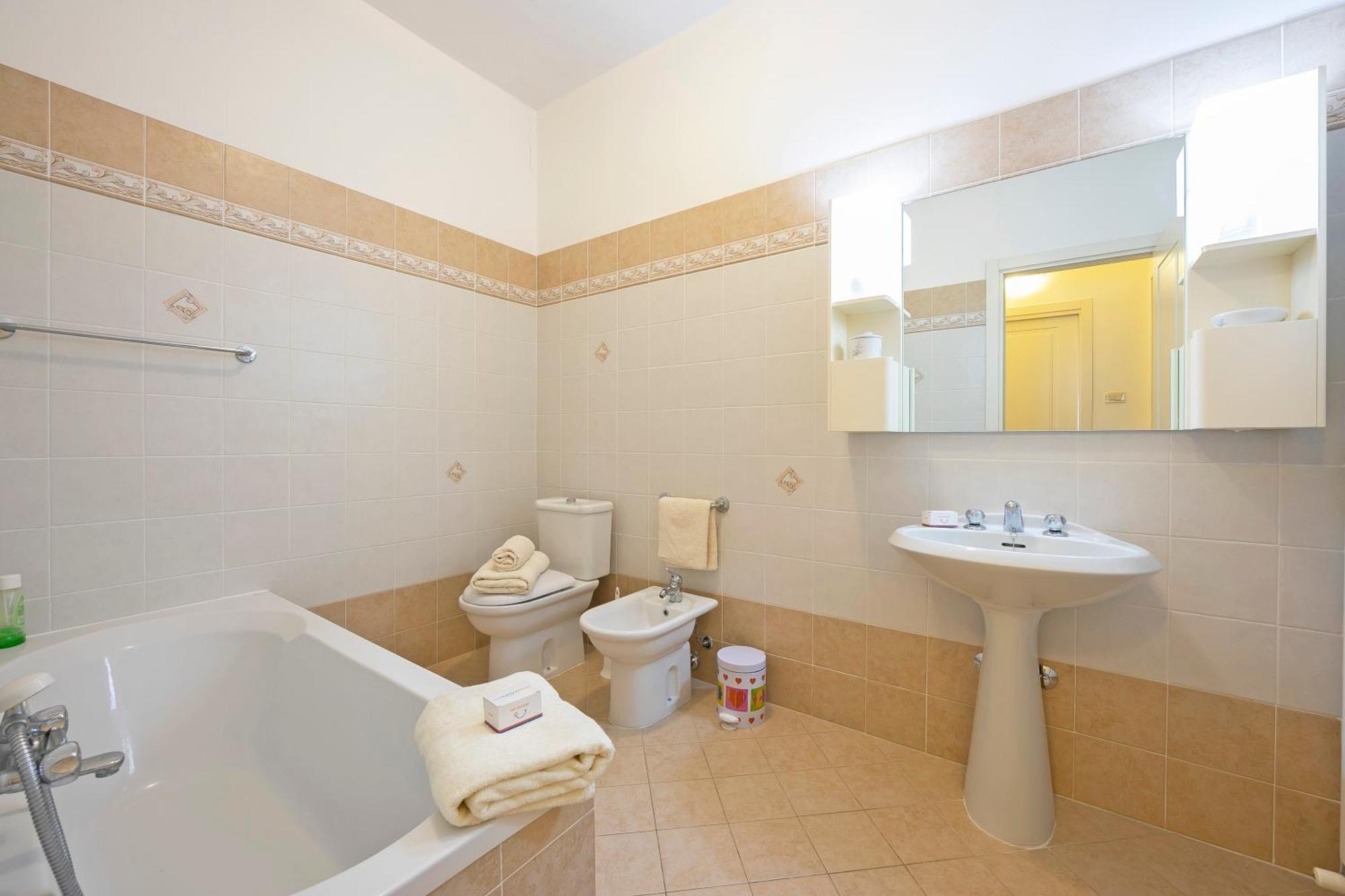 Angela -Terrace & Beautiful View Lake - Happy Rentals Toscolano-Maderno Exterior foto